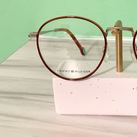 Tommy Hilfiger TH1820 deep burgundy/gold round frames. NEW! 50-20-140 - Picture 2 of 4